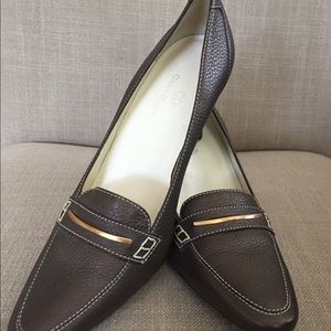 Cole Haan! Genuine Leather!Chick and comfortable!